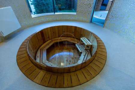 Espace commercial de vente 8 chambres, SCCJ326532-6