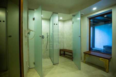 Espace commercial de vente 8 chambres, SCCJ326532-5