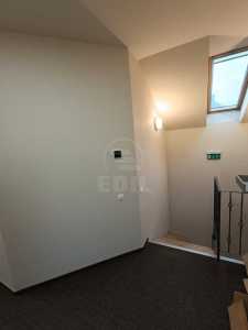 Espace commercial de louer 6 chambres, SCCJ242304FLO-8