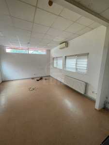 Espace commercial de vente 7 chambres, SCCJ331728-9