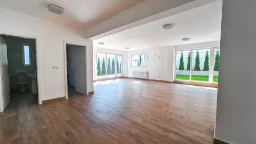 Espace commercial de vente un chambre, SCCJ337286-1