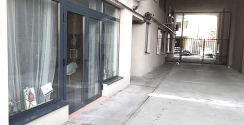 Bureau de vente un chambre, BICJ340671-6