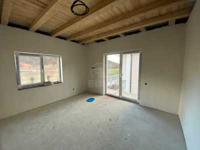 Maison de vente 4 chambres, CACJ244965FLO-7