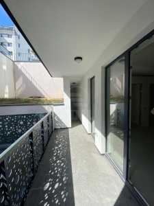 Appartement de vente 3 chambres, APCJ244980FLO-9