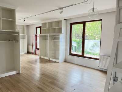 Espace commercial de vente 2 chambres, SCCJ245148FLO-3