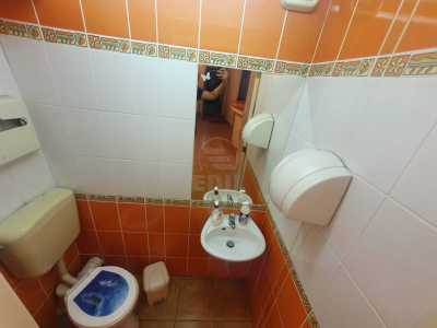 Espace commercial de vente 2 chambres, SCCJ344613-4