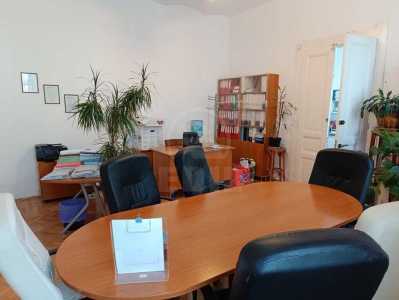 Bureau de vente 2 chambres, BICJ345823-1