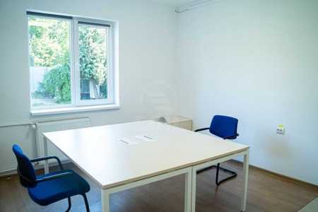 Maison de louer 9 chambres, CACJ348573