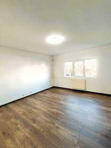 Bureau de louer 4 chambres, BICJ348957-13