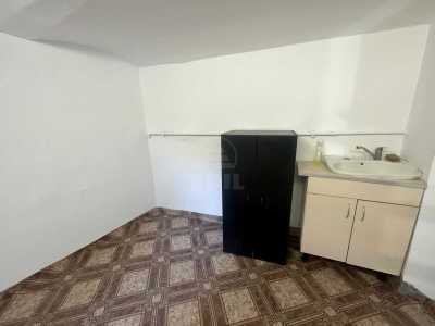 Bureau de louer un chambre, BICJ348973-5