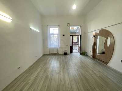 Bureau de louer un chambre, BICJ348973-2