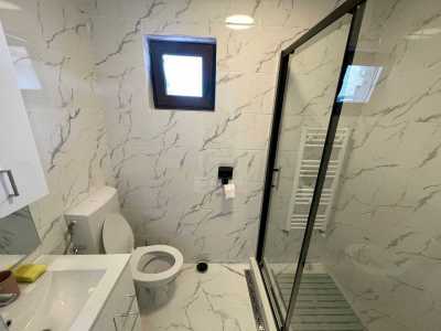 Bureau de louer 3 chambres, BICJ349510-7