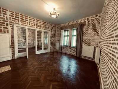 Bureau de louer 3 chambres, BICJ351172-4