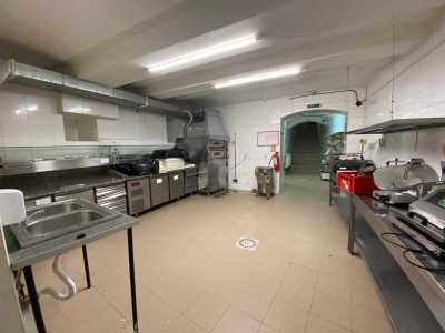 Espace commercial de louer 8 chambres, SCCJ351185-8