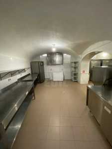 Espace commercial de louer 8 chambres, SCCJ351185-3