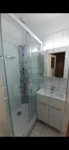 Studio de vente, GACJ352454-6