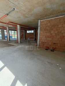 Espace commercial de louer un chambre, SCCJ246519FLO-1