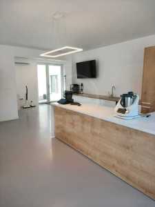 Bureau de louer 5 chambres, BICJ352666-3