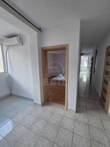 Espace commercial de louer 7 chambres, SCCJ353313-14