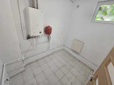 Espace commercial de louer 7 chambres, SCCJ353313-11