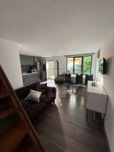 Maison de louer 6 chambres, CACJ353076