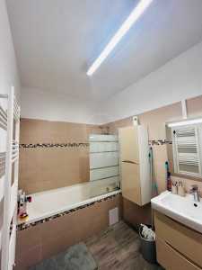 Appartement de vente 3 chambres, APCJ246597FLO-13