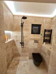 Studio de vente, GACJ353887-5