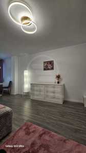 Studio de vente, GACJ354410-2