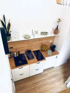 Studio de vente, GACJ354163-4