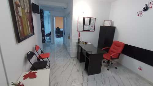 Espace commercial de vente 3 chambres, SCCJ246722FLO-6