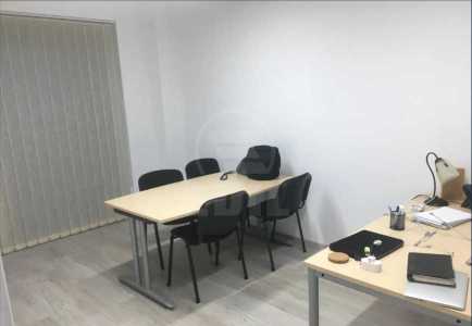 Bureau de louer 2 chambres, BICJ354712-7