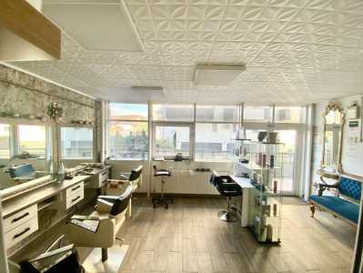 Espace commercial de vente 4 chambres, SCCJ355305-1