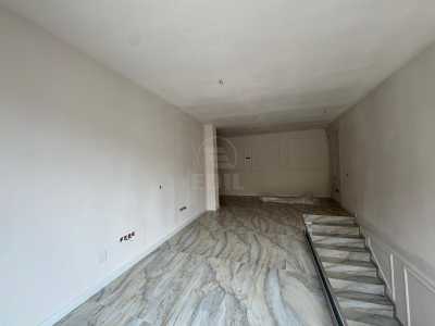 Espace commercial de louer 3 chambres, SCCJ354883