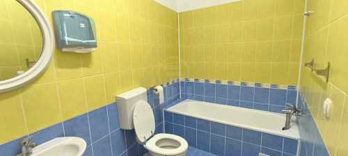 Espace commercial de louer 2 chambres, SCCJ354775-4