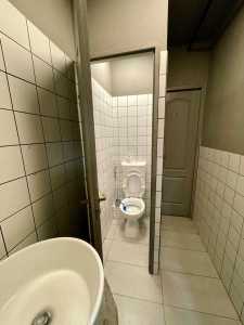 Espace commercial de louer un chambre, SCCJ355423-7