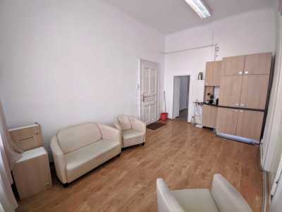 Bureau de louer 2 chambres, BICJ355431-8