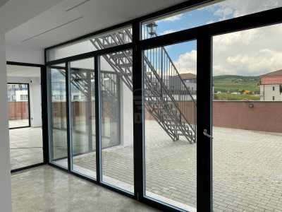 Appartement de vente 4 chambres, APCJ246900FLO-12