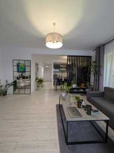 Appartement de vente 2 chambres, APCJ246874FLO-6