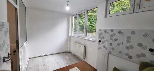 Studio de vente, GACJ355904-10