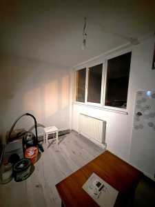 Studio de vente, GACJ355904-7