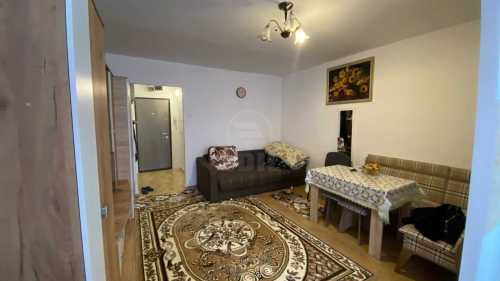 Studio de vente, GACJ355778-5