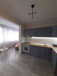 Appartement de vente 2 chambres, APCJ246944FLO-8