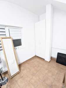 Bureau de louer 5 chambres, BICJ356011-7