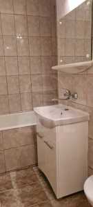 Studio de vente, GACJ356192-5