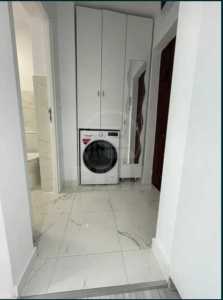 Studio de vente, GACJ356070-2