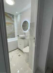 Studio de vente, GACJ356070-4