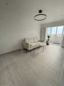 Studio de vente, GACJ356070-7