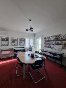 Bureau de louer 3 chambres, BICJ356554-4