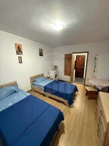 Studio de vente, GACJ356309-1