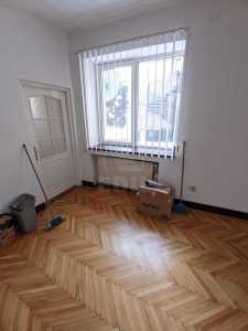 Bureau de louer un chambre, BICJ356345-4